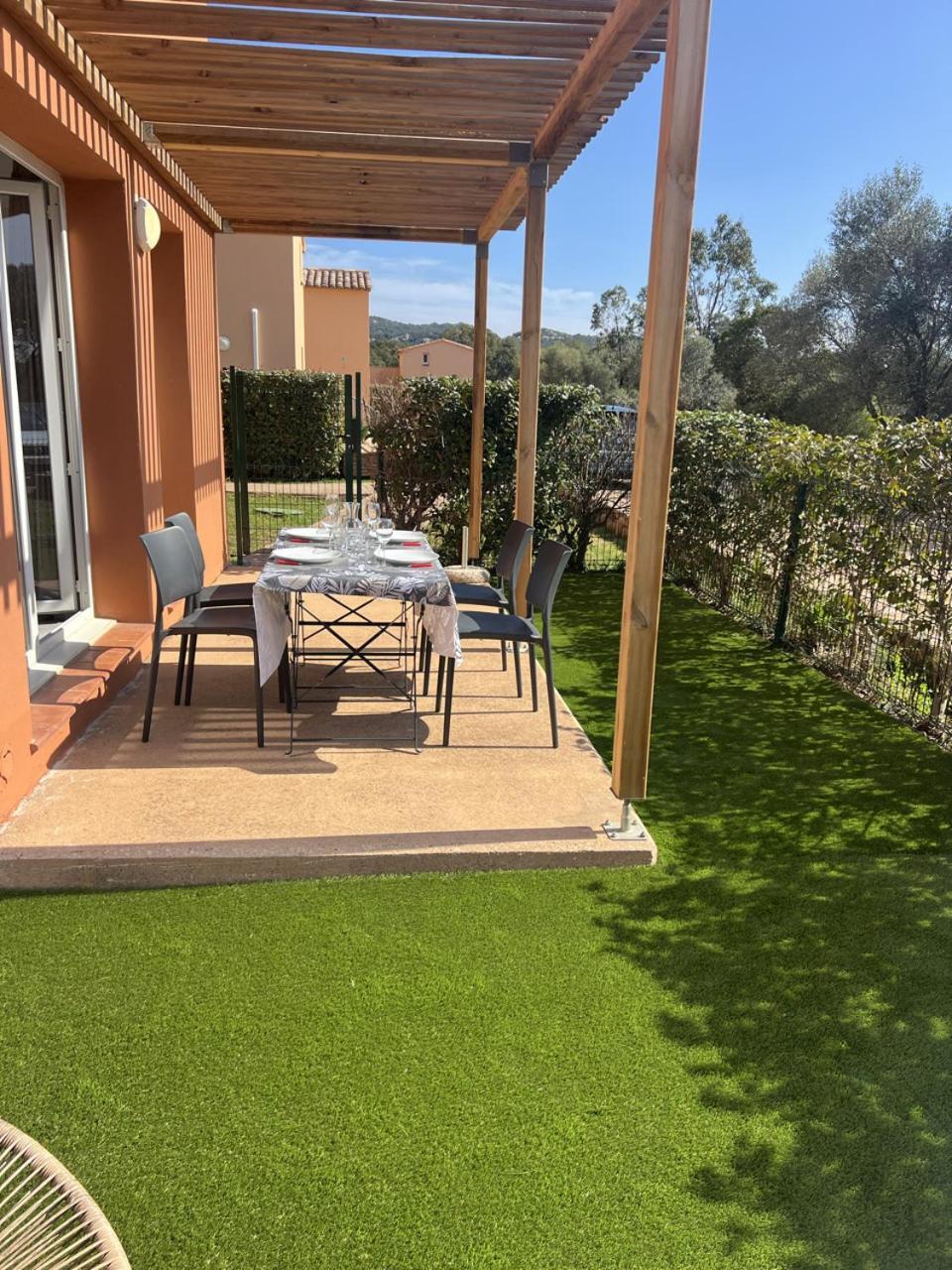 Mini Villa 4-6 Pers. Les Hameaux De Saint Cyprien Lecci Bagian luar foto